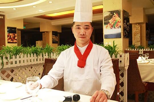 成都新东方:上海地区中餐厨师工资调查