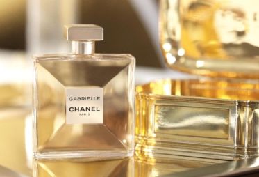克里斯汀·斯图尔特代言chanel最新款品牌香水