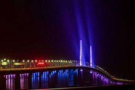 世界七大奇迹之一港珠澳大桥主体工程全线亮