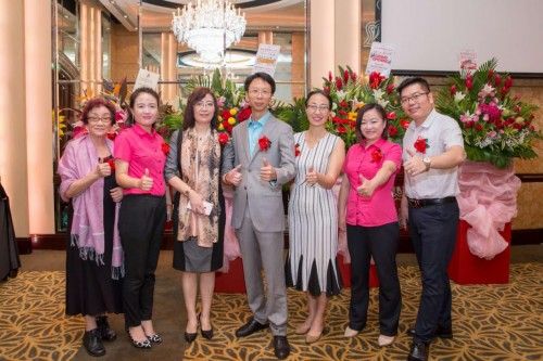 网富创始人刘勇为远赴新加坡,首次举办产业互