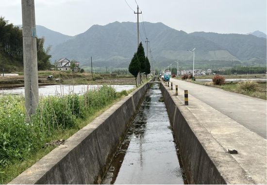已经整治完成的吴家沟渠 已经整治完成的吴家沟渠