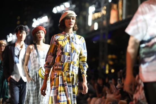 暹罗天地ICONSIAM的时尚潮流展--泰式时尚的崛起